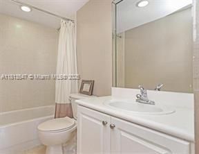 For Sale: $360,000 (2 beds, 2 baths, 1178 Square Feet)