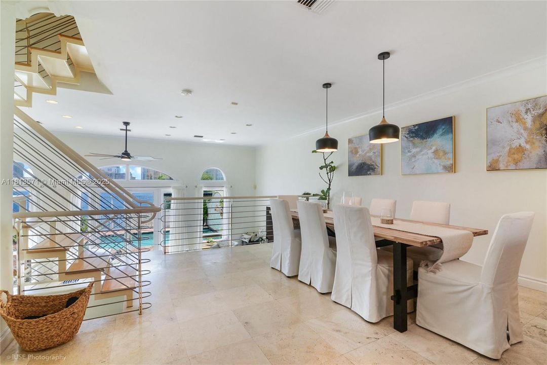 Recently Rented: $10,500 (3 beds, 3 baths, 2310 Square Feet)