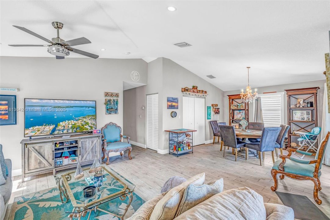 待售: $1,499,000 (3 贝兹, 2 浴室, 1480 平方英尺)