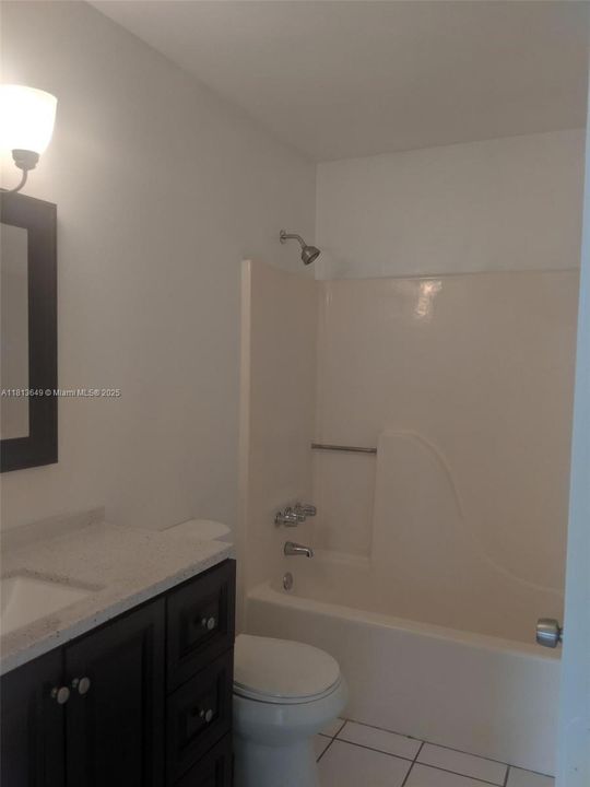 最近售出: $489,000 (0 贝兹, 0 浴室, 1924 平方英尺)