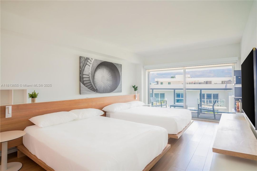 На продажу: $825,000 (0 спален, 1 ванн, 537 Квадратных фут)