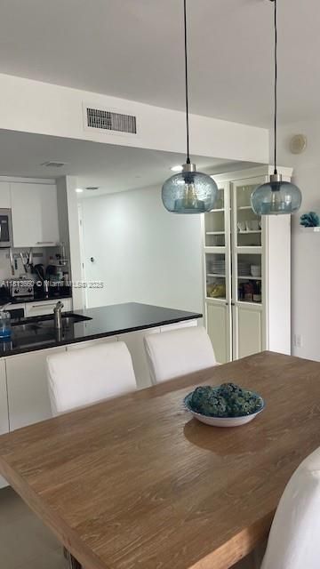 Vendido Recientemente: $549,000 (2 camas, 1 baños, 1086 Pies cuadrados)