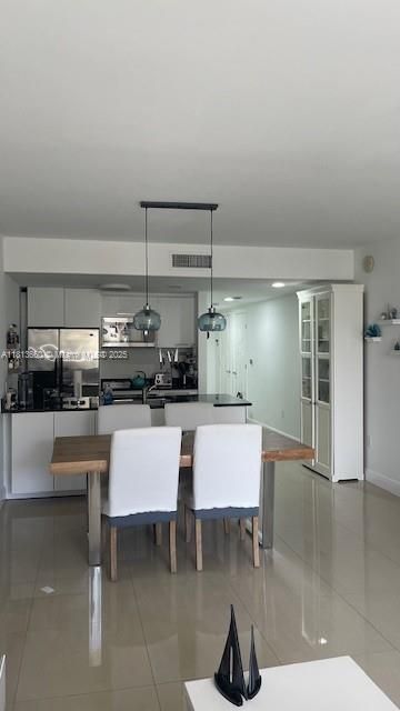 Vendido Recientemente: $549,000 (2 camas, 1 baños, 1086 Pies cuadrados)