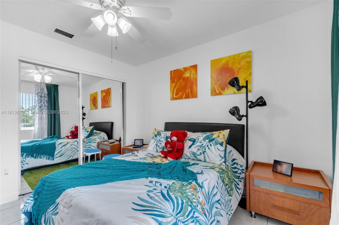 For Sale: $475,000 (3 beds, 2 baths, 1484 Square Feet)