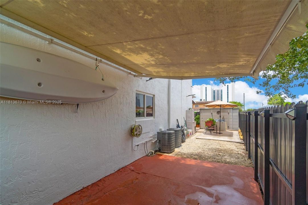 For Sale: $475,000 (3 beds, 2 baths, 1484 Square Feet)