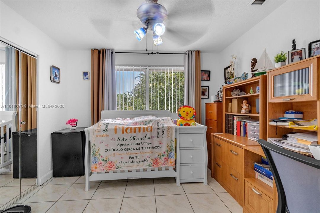 For Sale: $475,000 (3 beds, 2 baths, 1484 Square Feet)