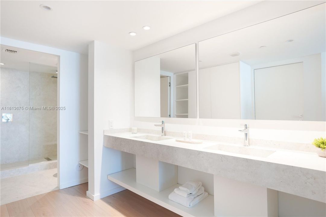 En Venta: $1,575,000 (1 camas, 2 baños, 1033 Pies cuadrados)