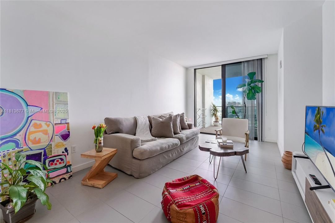 En Venta: $449,999 (1 camas, 1 baños, 850 Pies cuadrados)