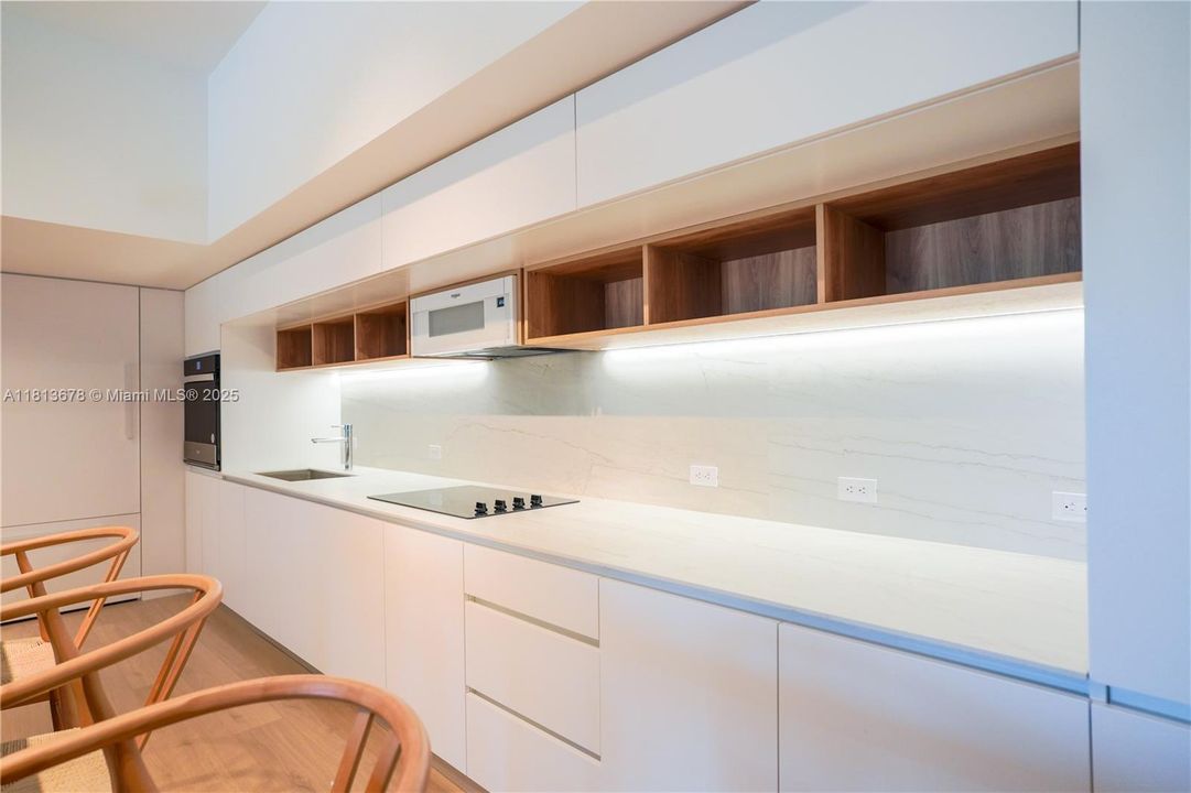 En Venta: $2,250,000 (2 camas, 2 baños, 1363 Pies cuadrados)