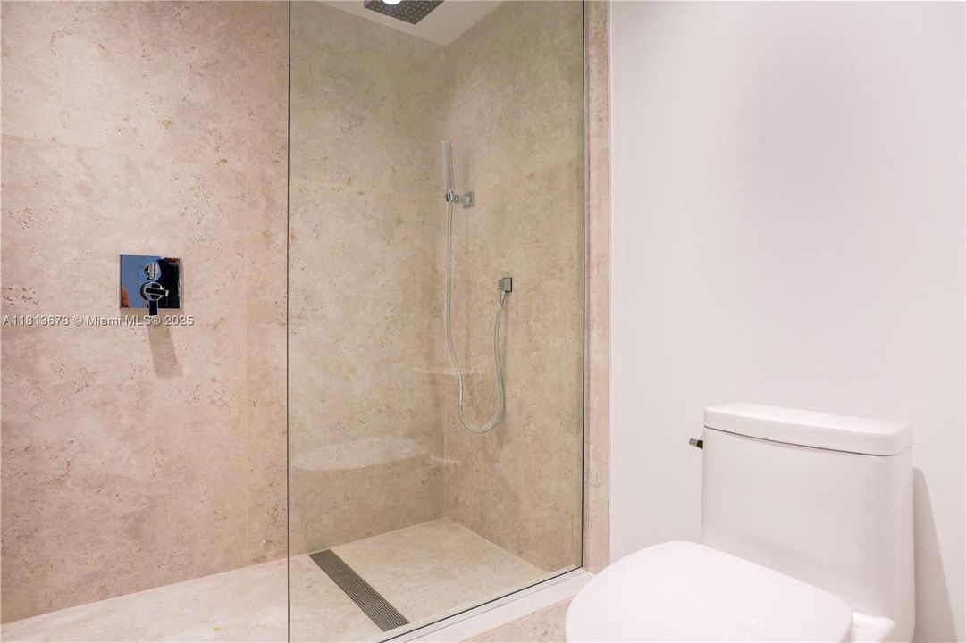 En Venta: $2,250,000 (2 camas, 2 baños, 1363 Pies cuadrados)