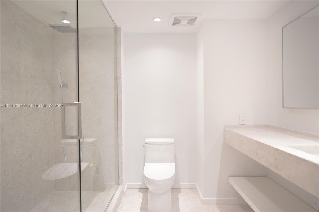 待售: $4,650,000 (3 贝兹, 3 浴室, 2424 平方英尺)