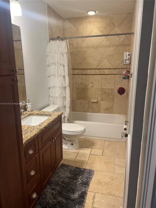 На продажу: $375,000 (4 спален, 2 ванн, 0 Квадратных фут)