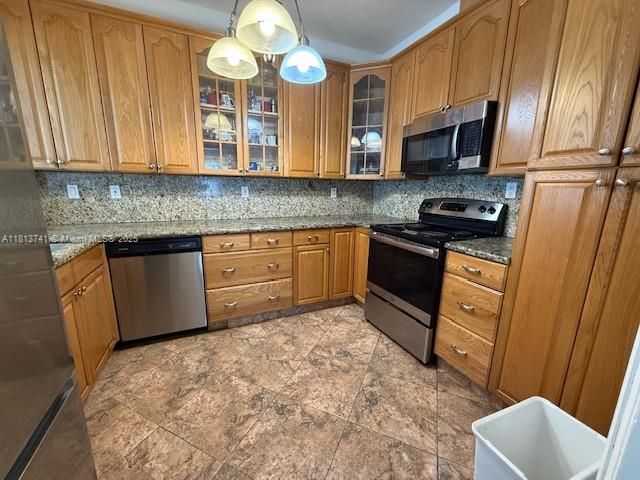 Recently Sold: $1,080,000 (3 beds, 2 baths, 1907 Square Feet)