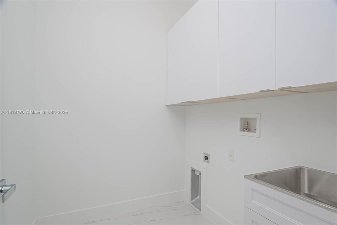 Recently Sold: $349,900 (3 beds, 2 baths, 1603 Square Feet)