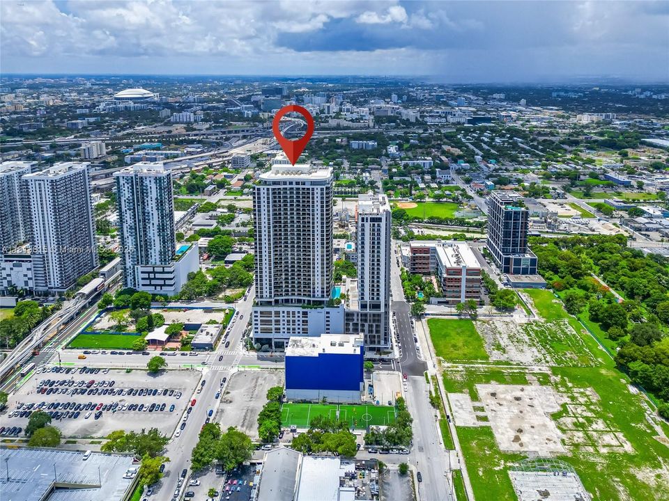 На продажу: $376,000 (0 спален, 1 ванн, 580 Квадратных фут)