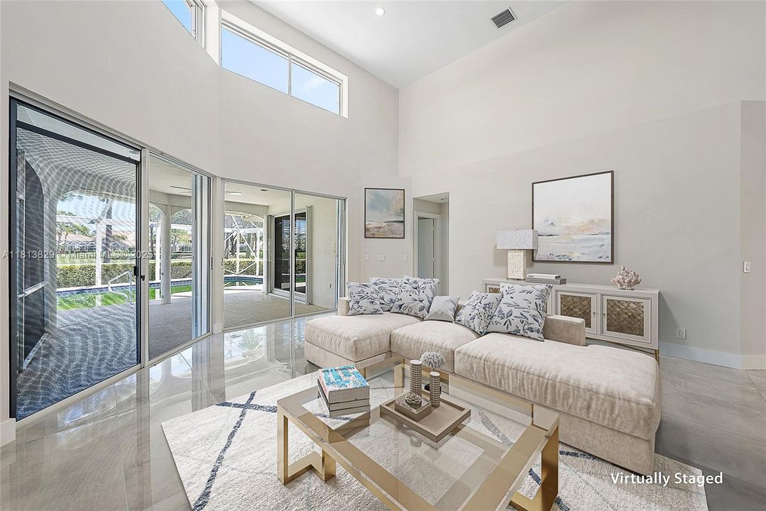 Vendido Recientemente: $1,200,000 (4 camas, 3 baños, 2345 Pies cuadrados)