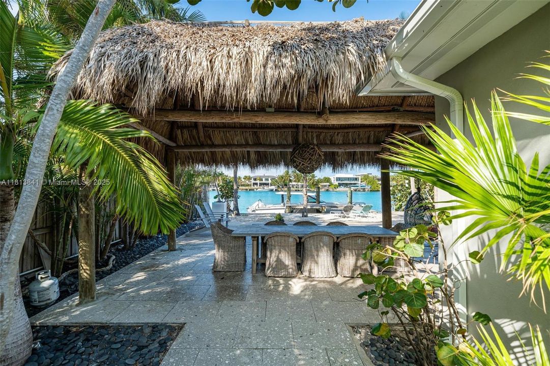 En Venta: $3,300,000 (4 camas, 2 baños, 1696 Pies cuadrados)
