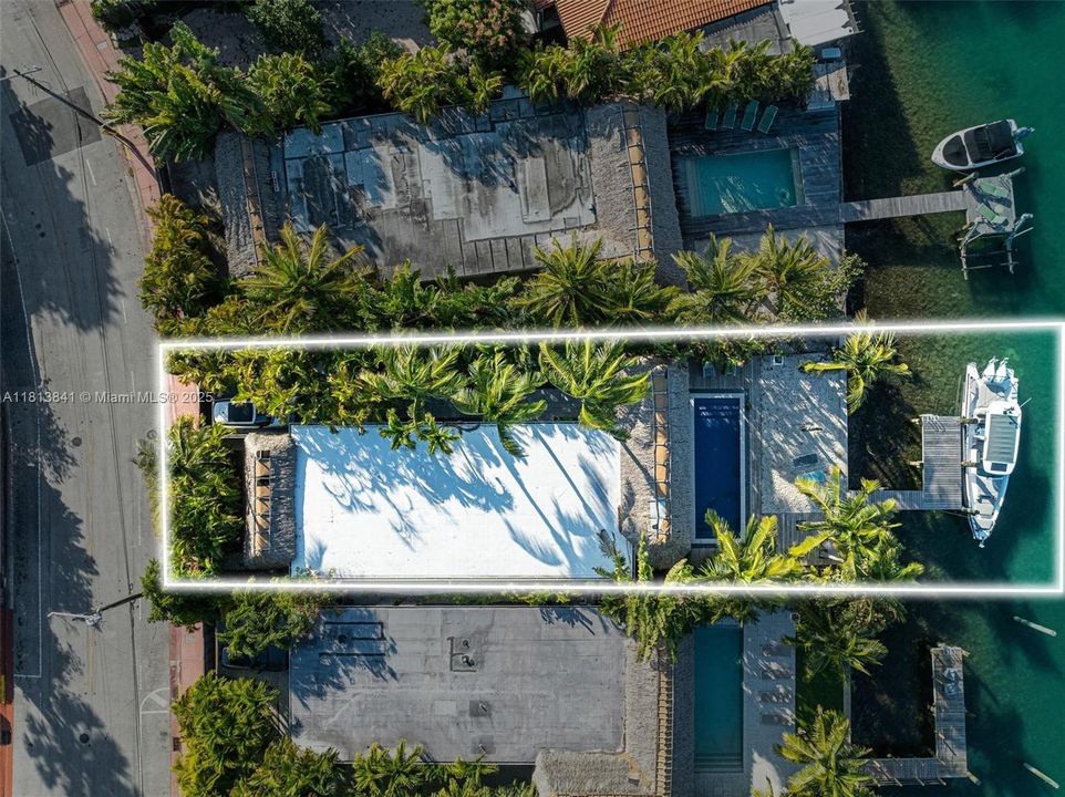 En Venta: $3,300,000 (4 camas, 2 baños, 1696 Pies cuadrados)