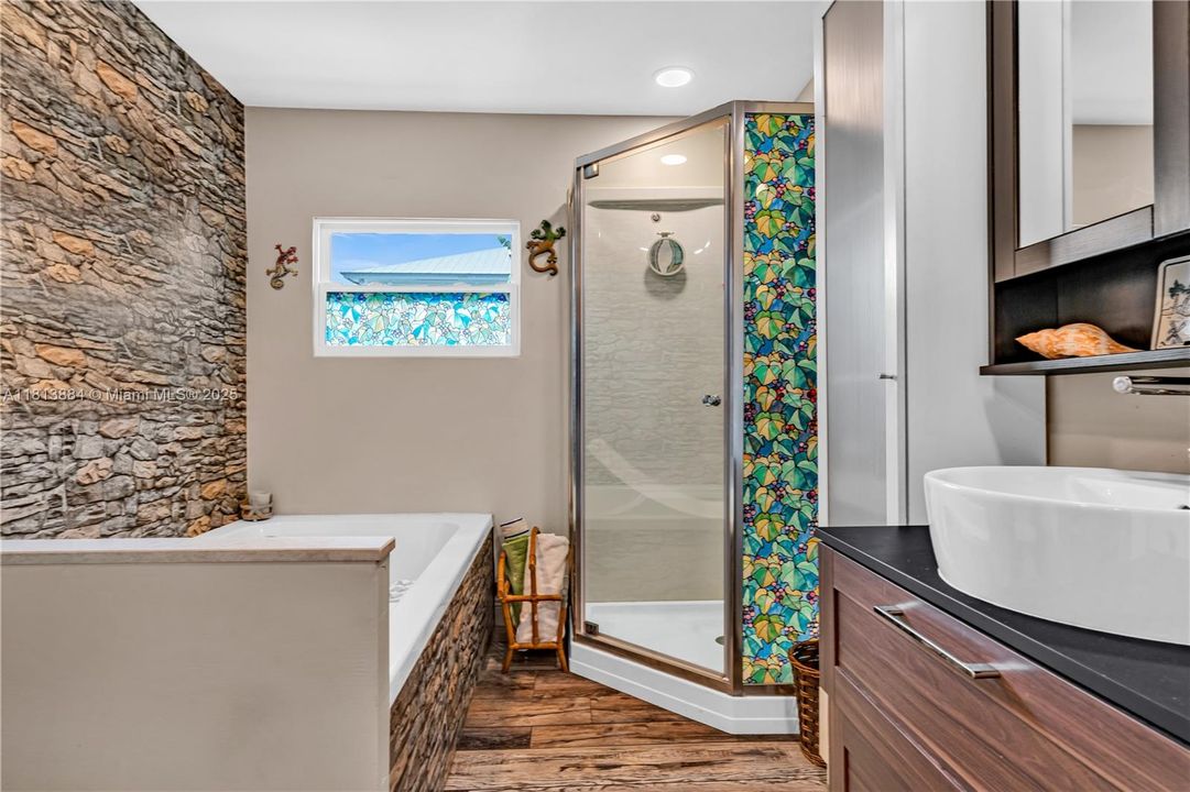 Recientemente alquilado: $2,600 (2 camas, 2 baños, 864 Pies cuadrados)