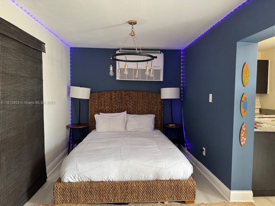 Recently Rented: $2,000 (1 beds, 1 baths, 2074 Square Feet)