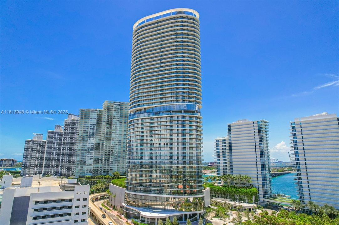 На продажу: $7,200,000 (3 спален, 4 ванн, 2451 Квадратных фут)