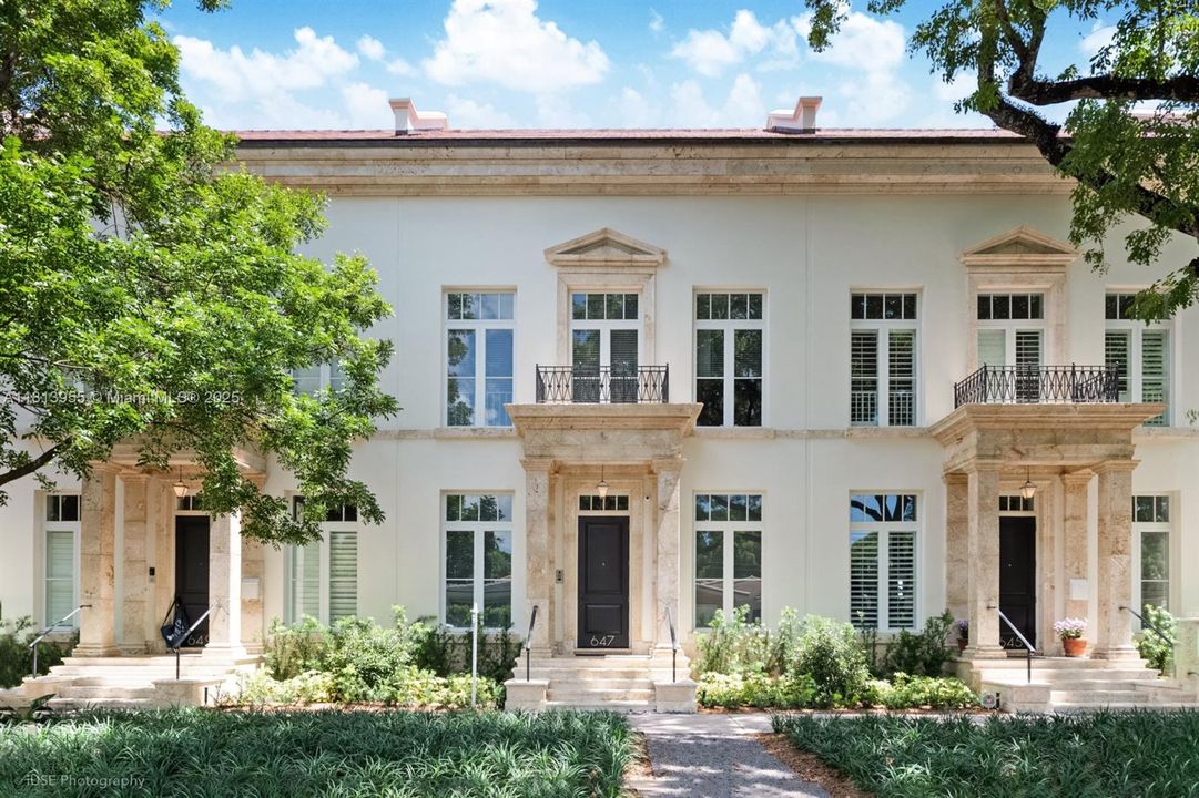 For Sale: $3,950,000 (4 beds, 4 baths, 3485 Square Feet)