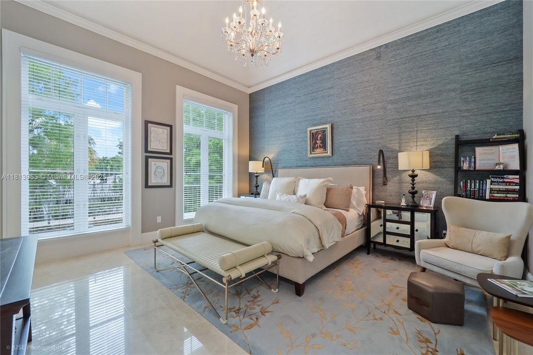 For Sale: $3,950,000 (4 beds, 4 baths, 3485 Square Feet)