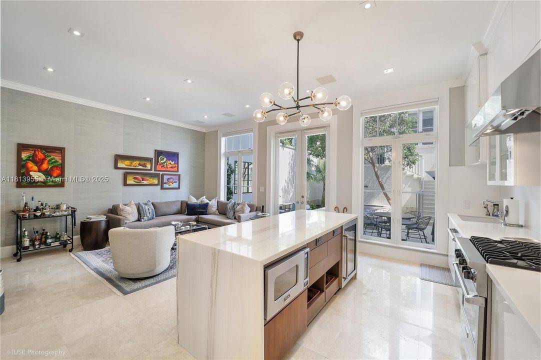 For Sale: $3,950,000 (4 beds, 4 baths, 3485 Square Feet)