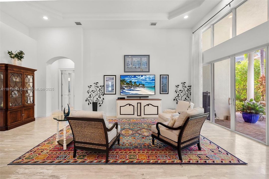 Недавно продано: $2,250,000 (4 спален, 4 ванн, 3932 Квадратных фут)