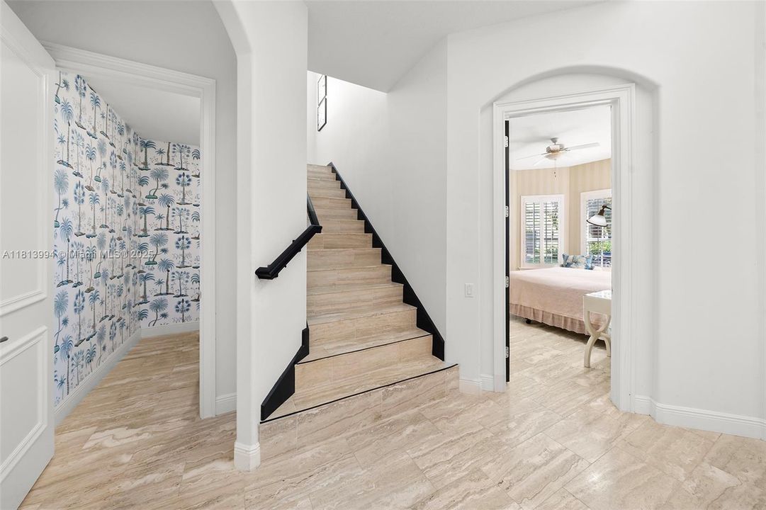 Недавно продано: $2,250,000 (4 спален, 4 ванн, 3932 Квадратных фут)