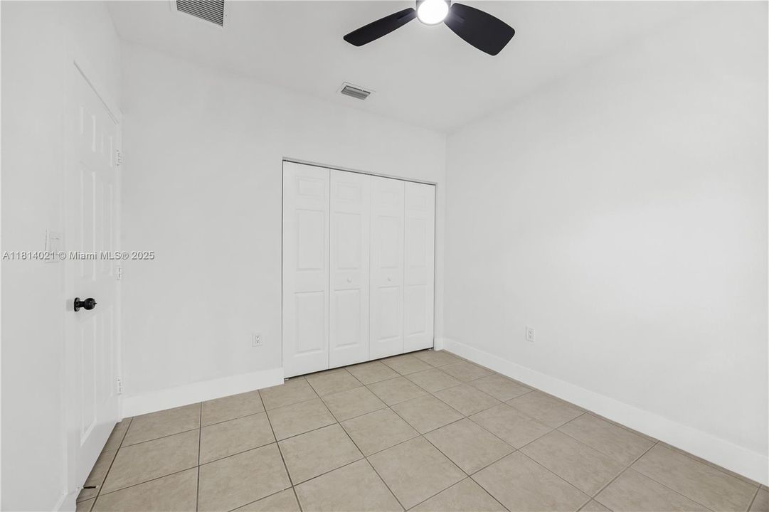 Vendido Recientemente: $550,000 (3 camas, 2 baños, 1538 Pies cuadrados)