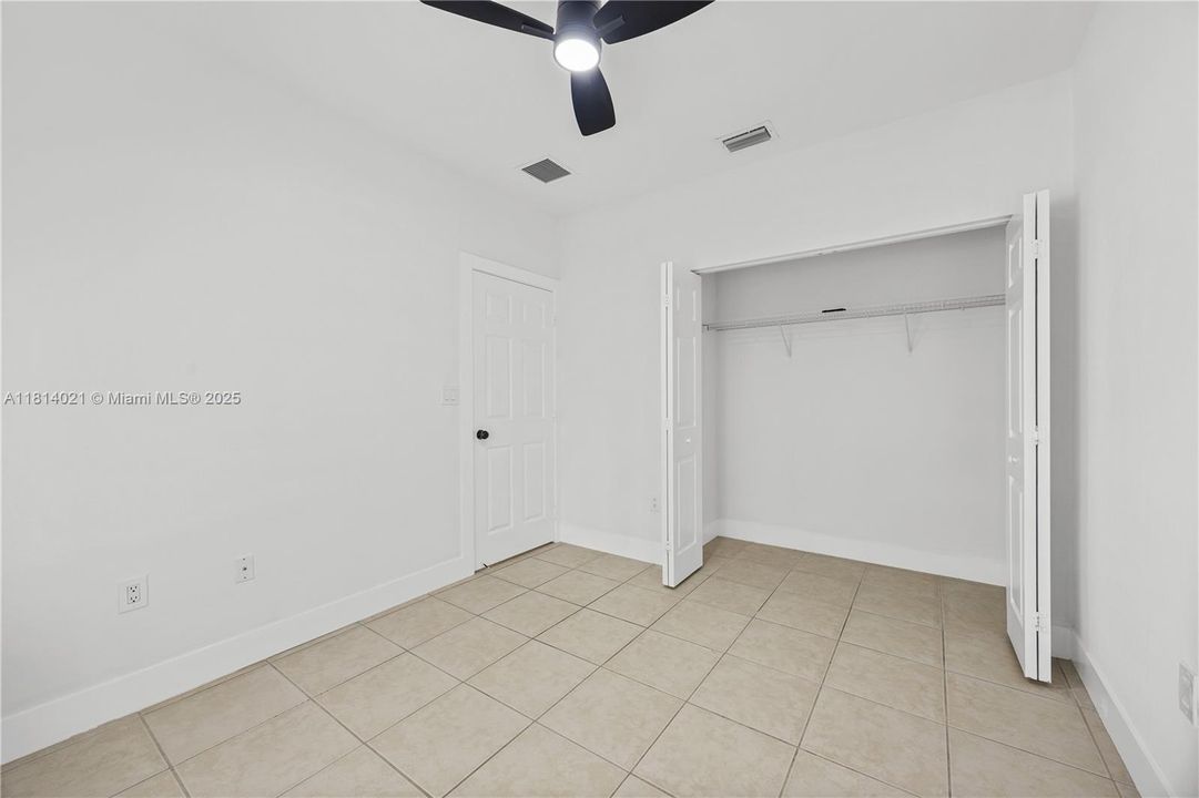 Vendido Recientemente: $550,000 (3 camas, 2 baños, 1538 Pies cuadrados)