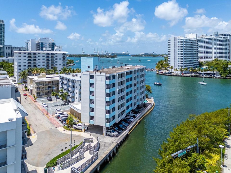 En Venta: $499,000 (1 camas, 1 baños, 723 Pies cuadrados)