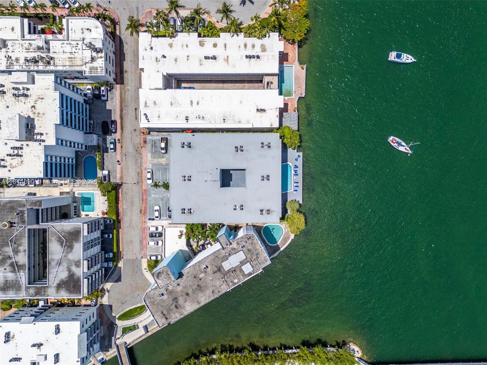 En Venta: $499,000 (1 camas, 1 baños, 723 Pies cuadrados)