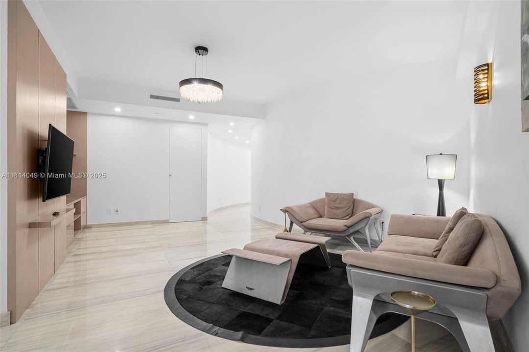 待售: $5,999,000 (4 贝兹, 4 浴室, 4154 平方英尺)