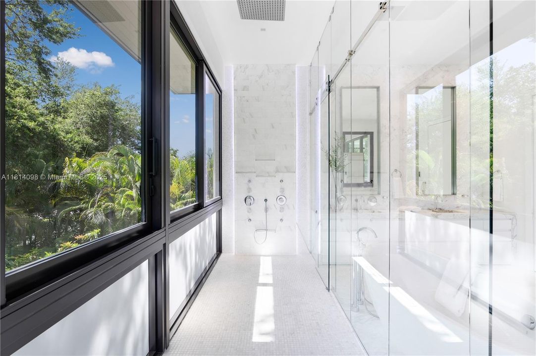 待售: $11,495,000 (5 贝兹, 6 浴室, 10178 平方英尺)