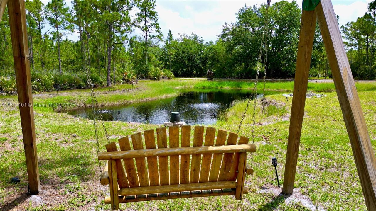 For Sale: $470,000 (3 beds, 2 baths, 1484 Square Feet)