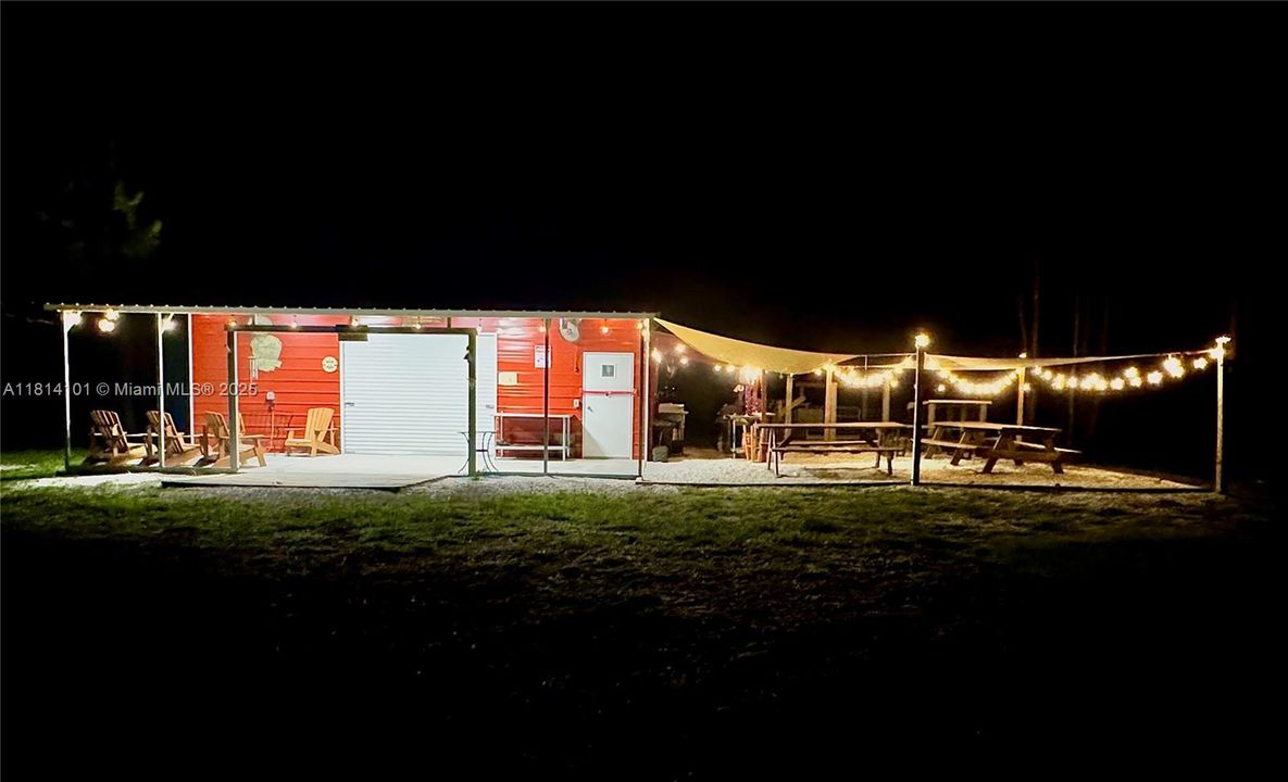 For Sale: $470,000 (3 beds, 2 baths, 1484 Square Feet)