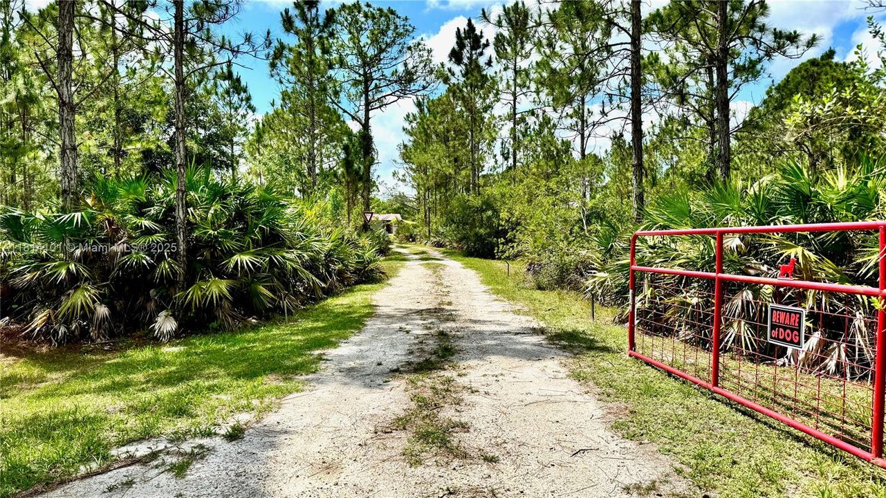 For Sale: $470,000 (3 beds, 2 baths, 1484 Square Feet)
