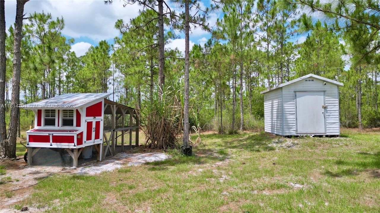 For Sale: $470,000 (3 beds, 2 baths, 1484 Square Feet)