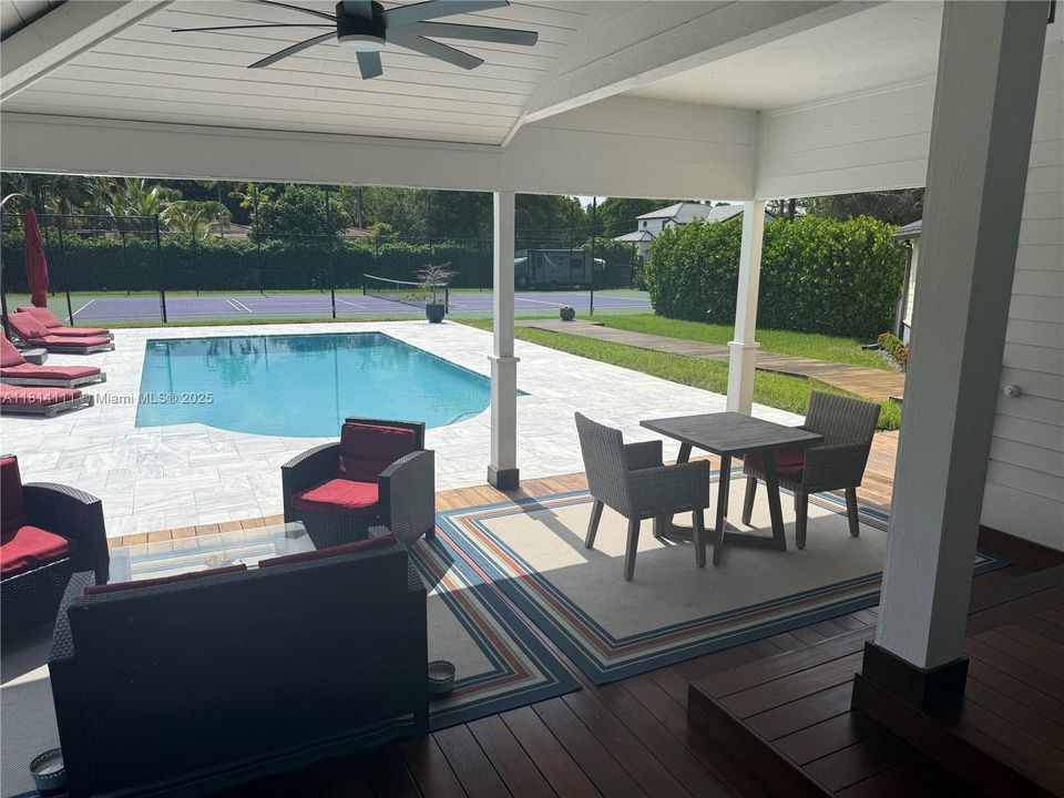 En Renta: $16,000 (5 camas, 4 baños, 4768 Pies cuadrados)