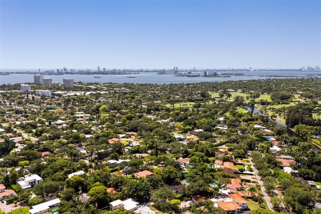 For Sale: $1,600,000 (0.62 acres)