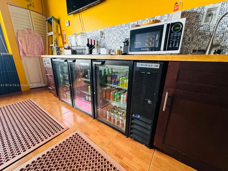 Recently Sold: $3,100 (0 beds, 0 baths, 0 Square Feet)