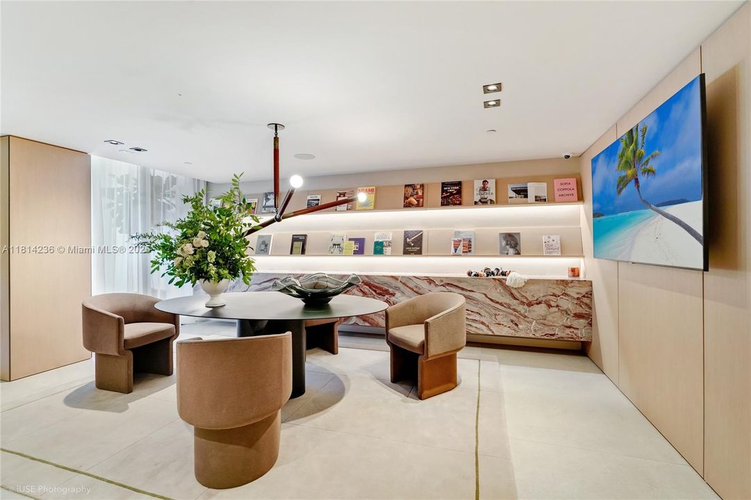 待售: $2,049,900 (3 贝兹, 3 浴室, 1657 平方英尺)