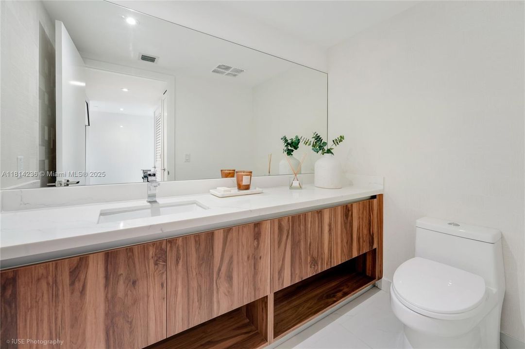 待售: $2,049,900 (3 贝兹, 3 浴室, 1657 平方英尺)