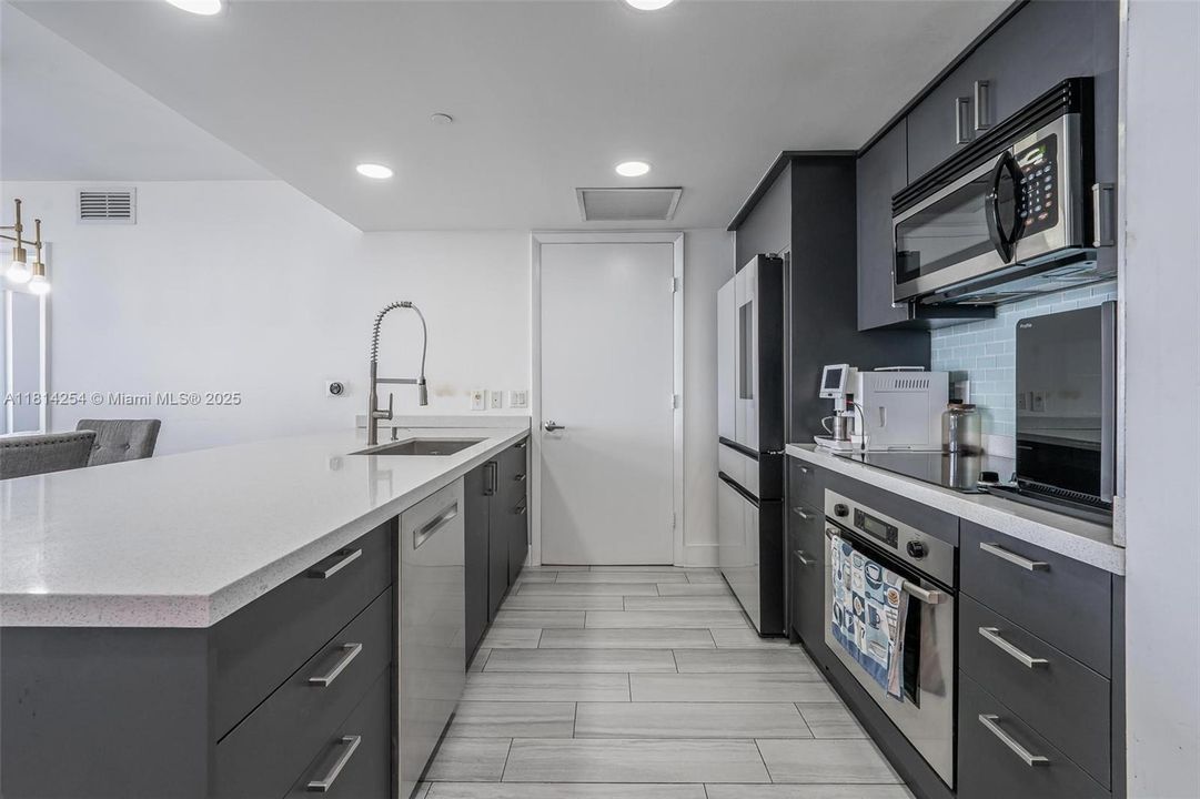 En Venta: $950,000 (2 camas, 2 baños, 1322 Pies cuadrados)