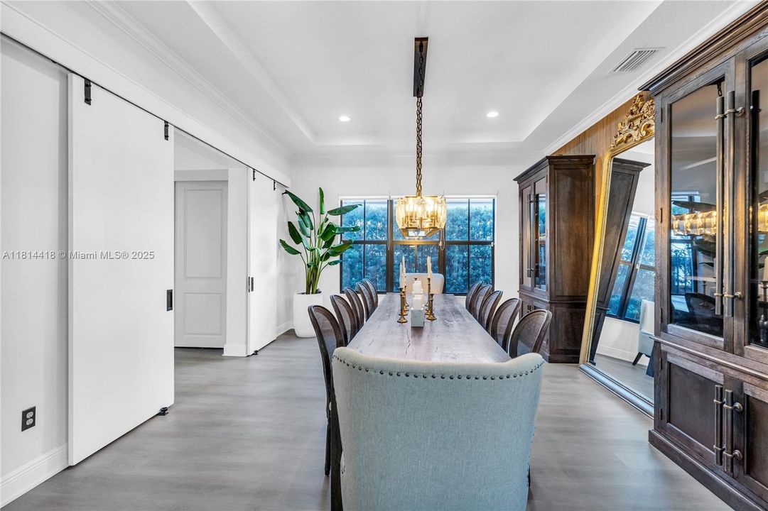 For Rent: $15,000 (5 beds, 6 baths, 4110 Square Feet)