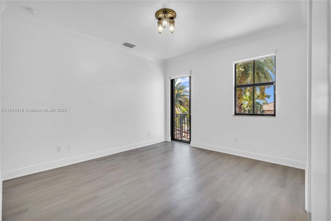 For Rent: $15,000 (5 beds, 6 baths, 4110 Square Feet)