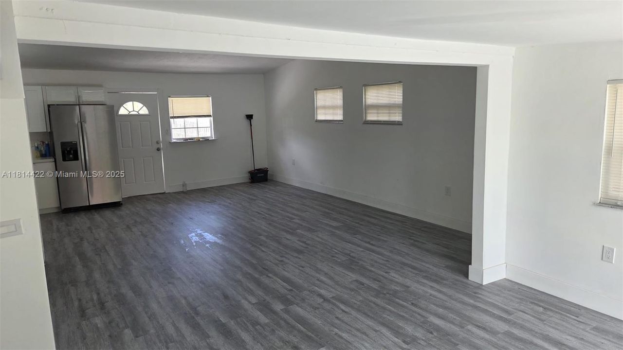 待售: $269,000 (3 贝兹, 2 浴室, 1314 平方英尺)