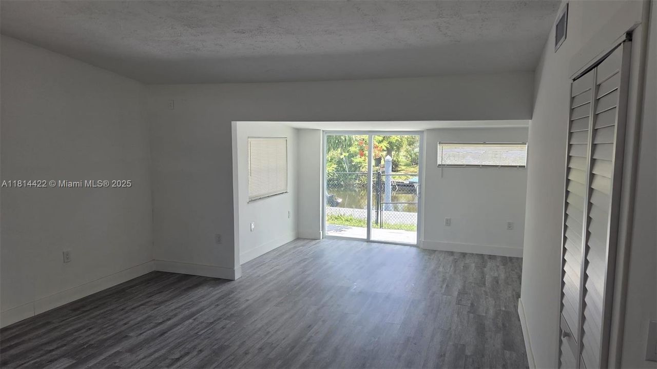 待售: $269,000 (3 贝兹, 2 浴室, 1314 平方英尺)